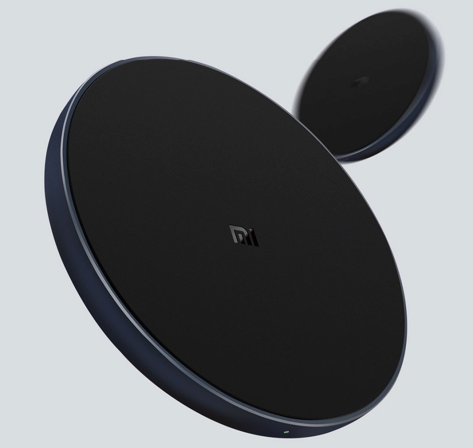 Беспроводное З/У Mi Wireless Charger MAX 10W Black WPC01ZM крупным планом